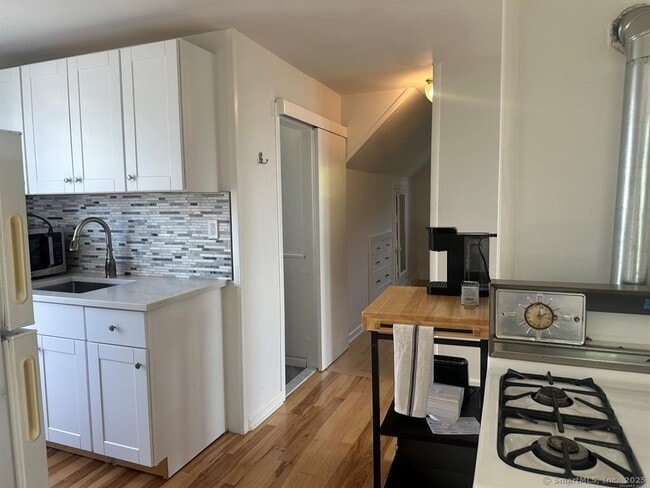 Photo - 57 Dawson Ave Unit 4