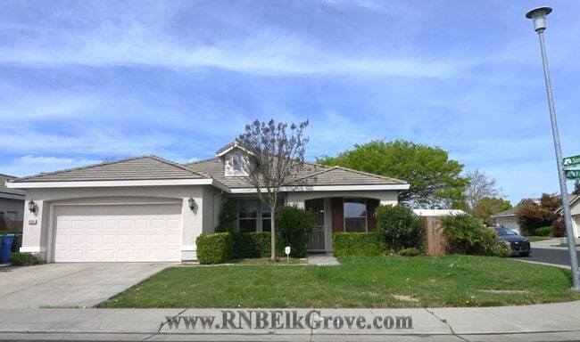 Building Photo - 5105 Falabella Way