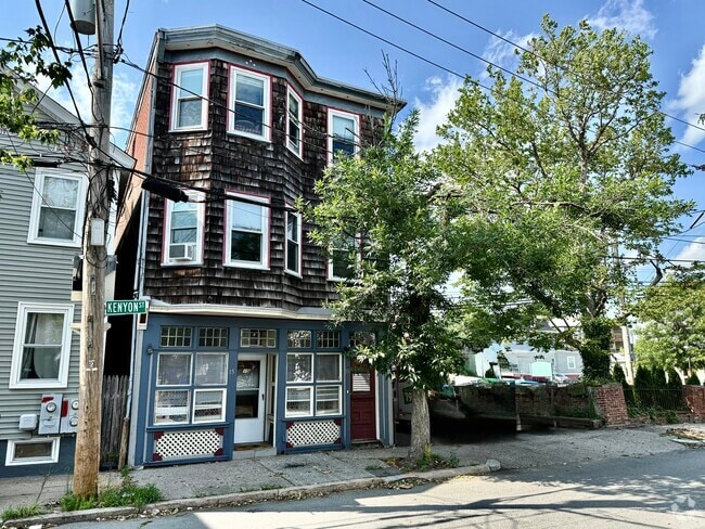 Building Photo - 15 Kenyon St Unit 1 Rental