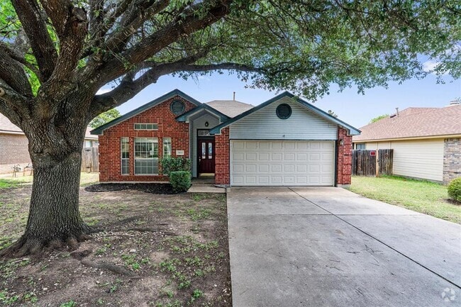 Building Photo - 1404 River Oak Dr Rental