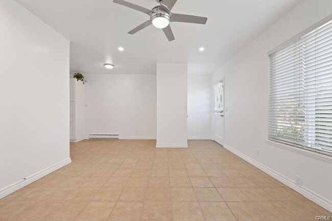 10220 Ascot Cir