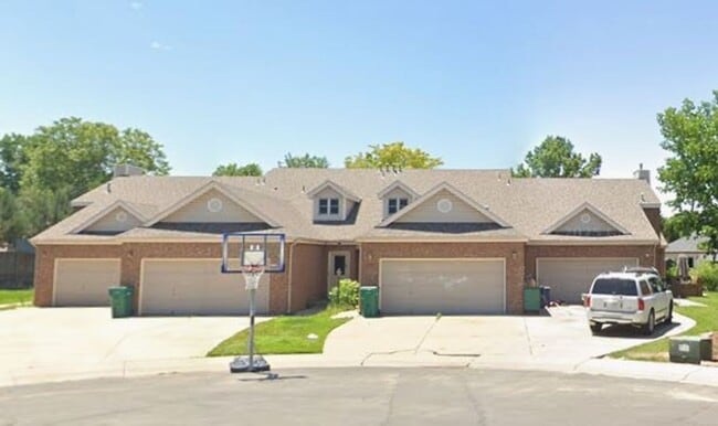 Building Photo - 1025 49th Ave Ct Unit C