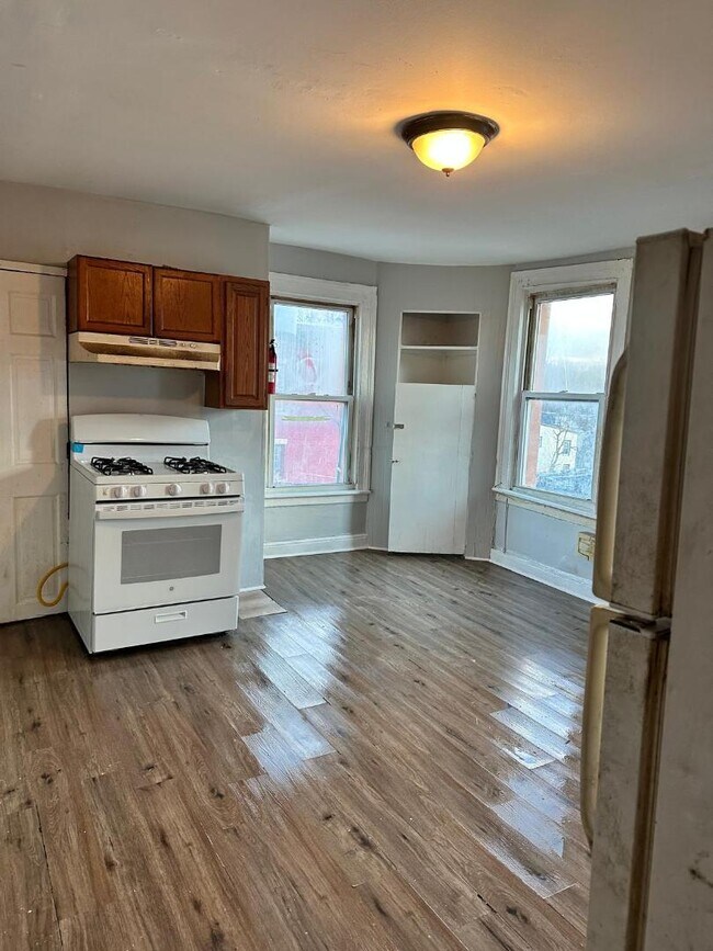 Photo - 273 Washington St