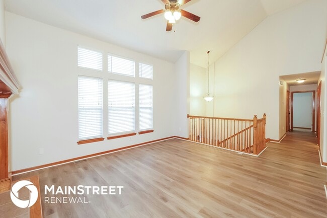 Photo - 214 Lacy Ln