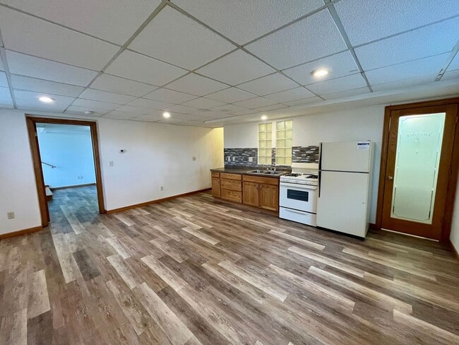 Photo - 2093 Creek Rd Unit #3 Lower