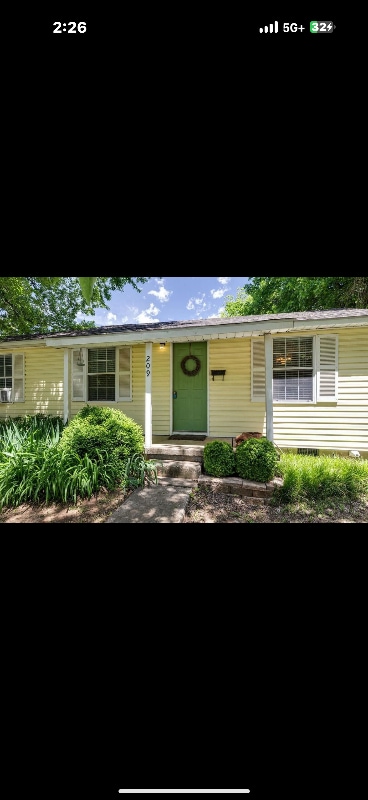 Photo - 209 E Seminole St House