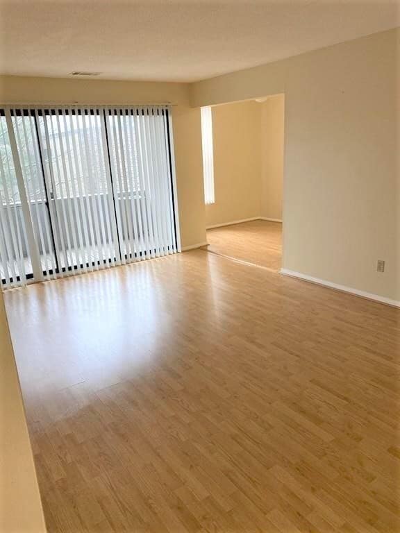 Photo - 32 Shrewsbury Green Dr Unit J