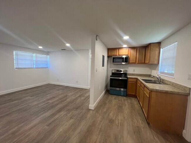 Photo - 2628 Broadway Ave