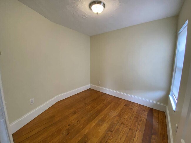 Photo - 101 Sydney St Unit 2