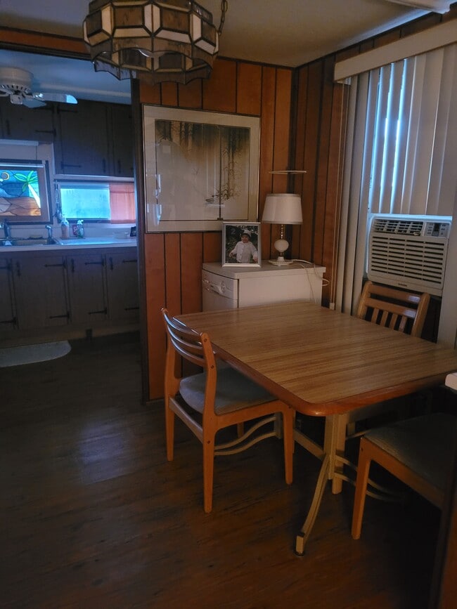 Photo - 16416 US Highway 19 N