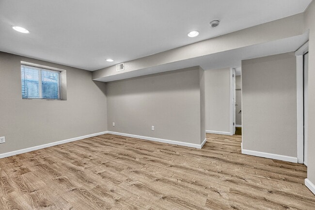 $1,240.95 -  1 bed, 1 bath Condo in Denver.