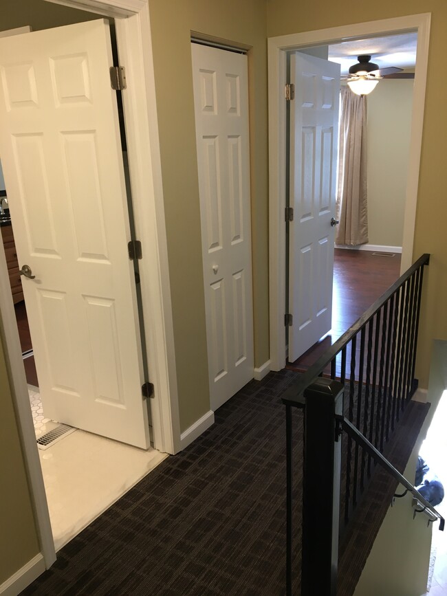 Hall - 103 Shadowlawn Dr