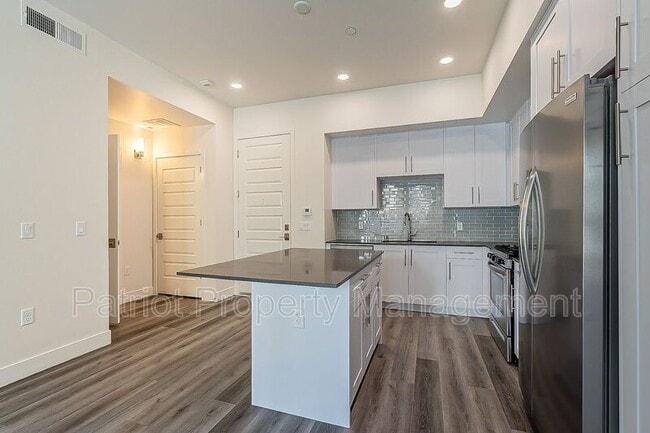 Photo - 7300 E Earll Dr