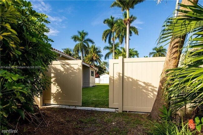 Photo - 3 br, 2 bath House - 1345 Jefferson St # 0