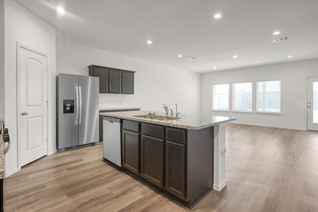 Photo - 15130 Pr Ml Dr