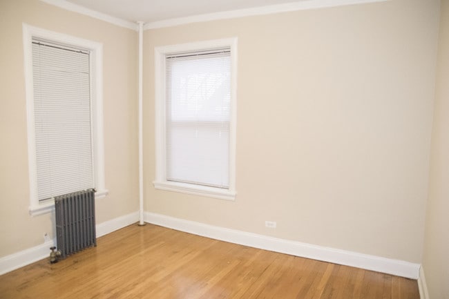 Gramercy Row Apartments