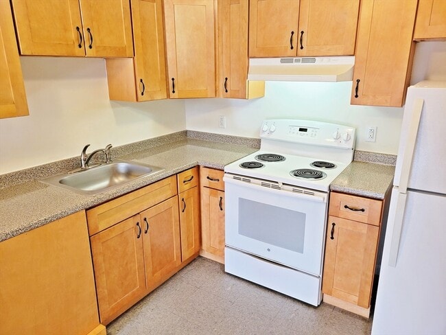 Photo - 70 Jamaicaway Apartment Unit 7