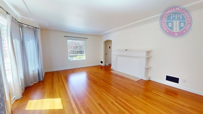 Photo - North Portland Living at Its Best | 2 Bed, 1 Bath!