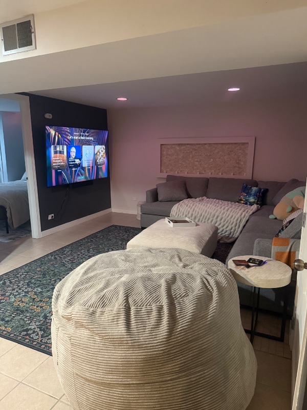 Photo - 725 Buffalo Cir