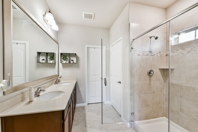 Photo - 533 Winburn Tide Ln