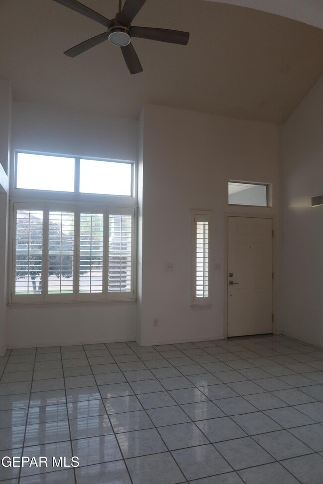 Photo - 12520 Twin Leaf Dr