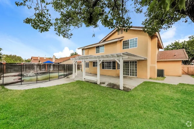 Building Photo - 45341 Rancho La Brea Dr Rental