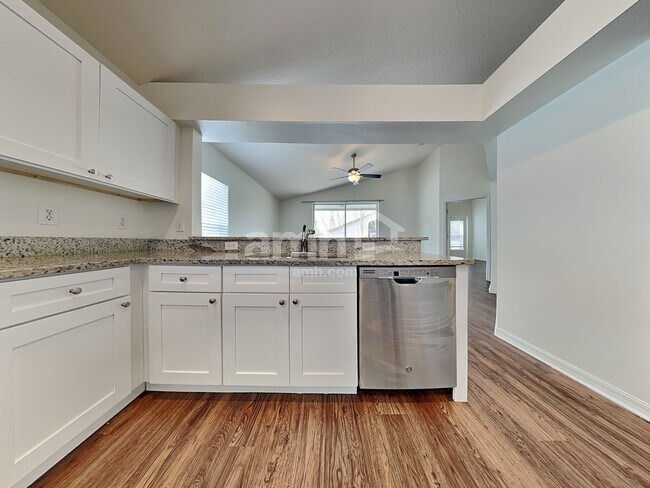 Photo - 30734 Midtown Ct