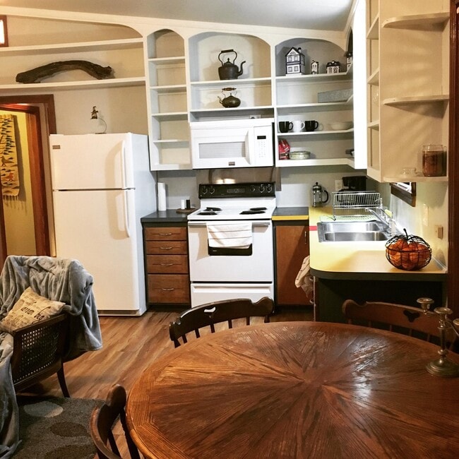 Photo - 13101 FM 225 Unit B