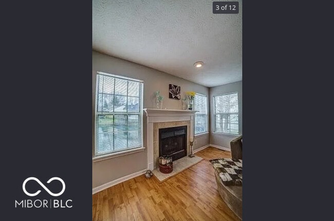 Photo - 1743 Park N Way