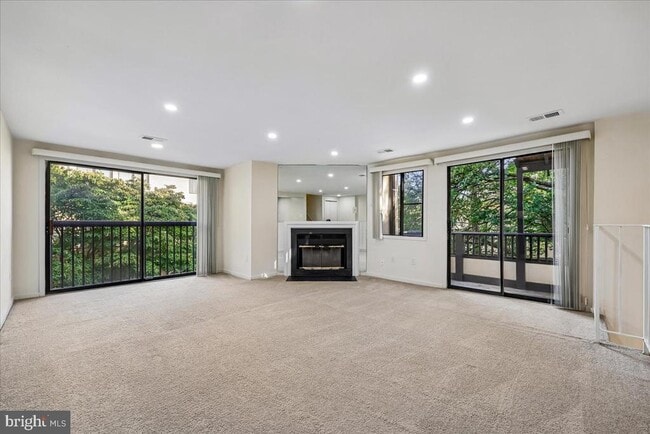 9793 Hellingly Pl
