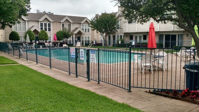 Parque Hillview en el barrio Casa View de Mesquite, Texas. - 5881 Preston View Blvd Unidad 215