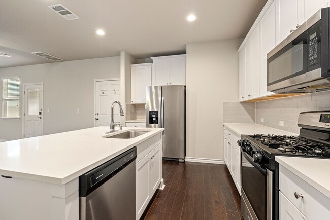 Photo - 5314 Golden Canary Ln