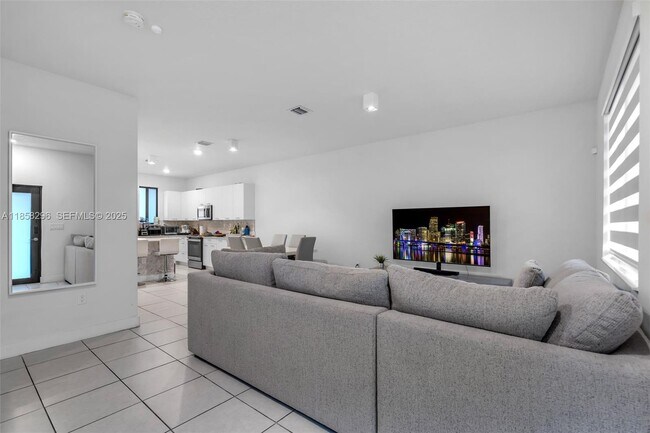 Photo - 4450 NW 83rd Pkwy