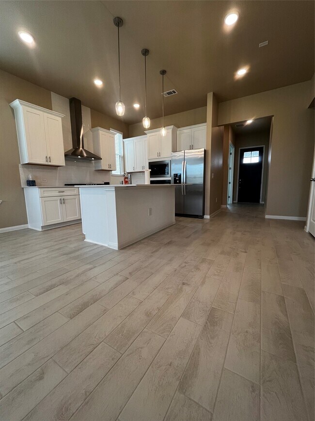 18206 Sonresa Wy