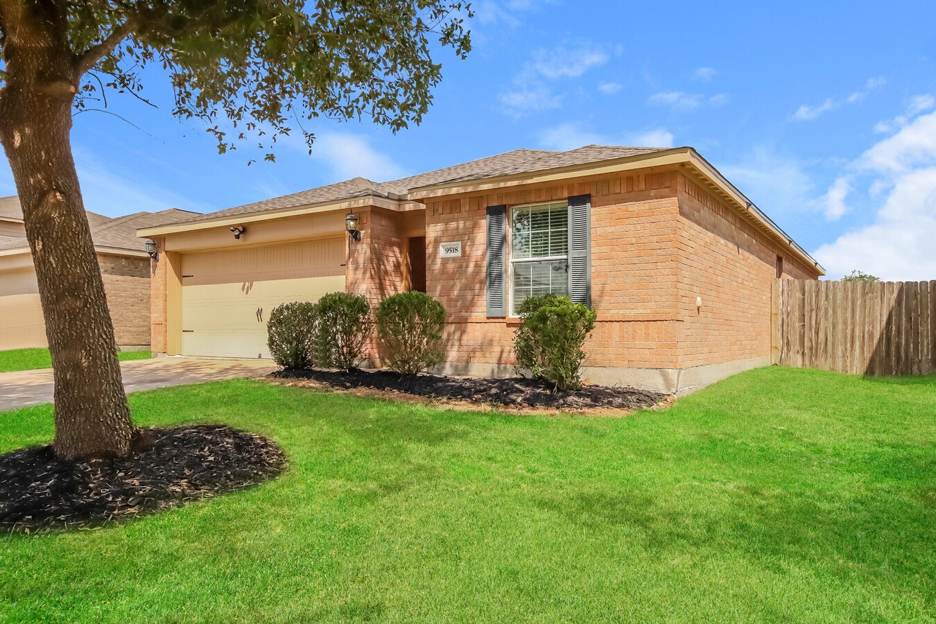 Photo - 9518 Peridot Green Dr