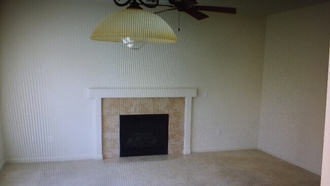 Photo - 911 Larch Dr Casa