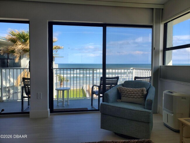 1571 S Atlantic Ave Unit 405