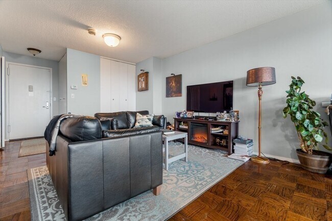 Photo - 151 Tremont St Unidad 15J