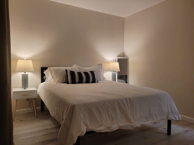 Photo - 12670 SW 12th St