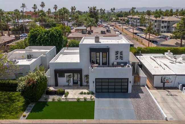 Photo - 4533 E Devonshire Ave