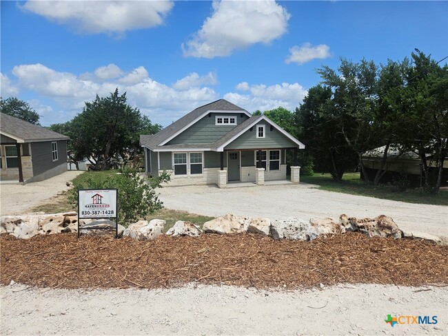 Building Photo - 905 Roadrunner Spur Rental