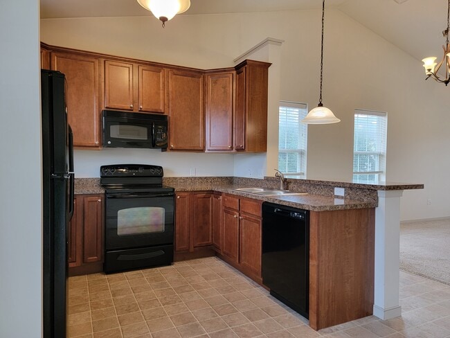 Photo - 1942 Shady Oak Dr