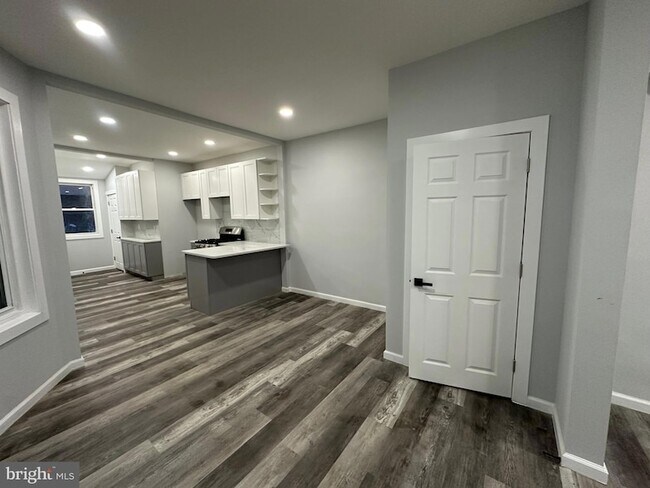 Photo - 1141 Herbert St