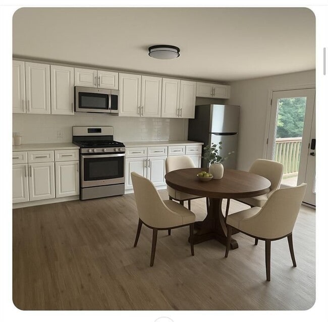 4941 Isle Royal Ct