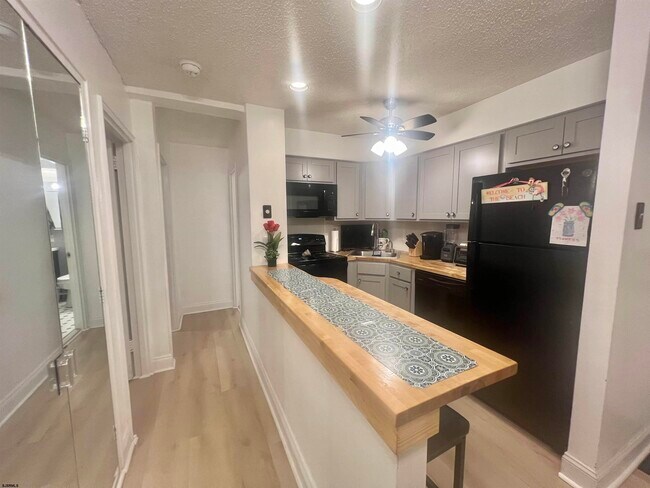 Photo - 101 S Raleigh Ave Unit 206