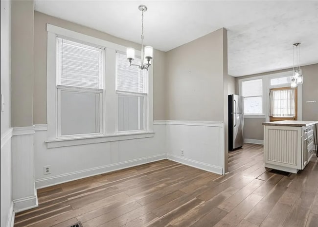 Photo - Charming 2 bedroom/1.5 bathroom updated home-Mt. Washington
