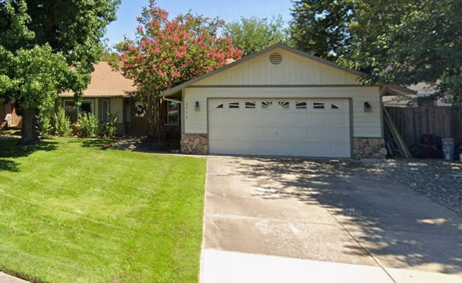 Photo - 2922 Cobblestone Loop