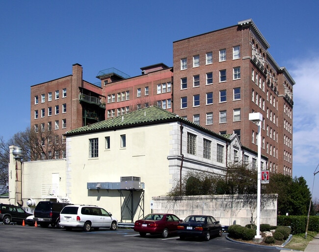 Photo - Highland Plaza Condominiums