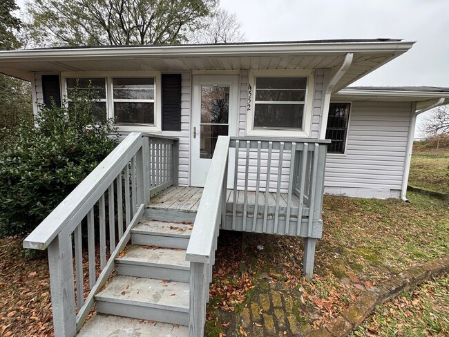 Building Photo - Bessemer/Brighten