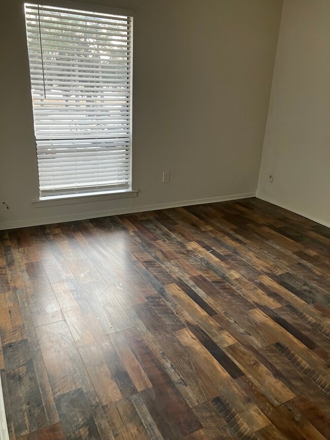 Photo - 5664 Los Gatos Dr Unidad 2